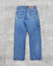 Load image into Gallery viewer, 1990s Levi&#39;s Well Worn Distressed 505 - Size 32 x 31
