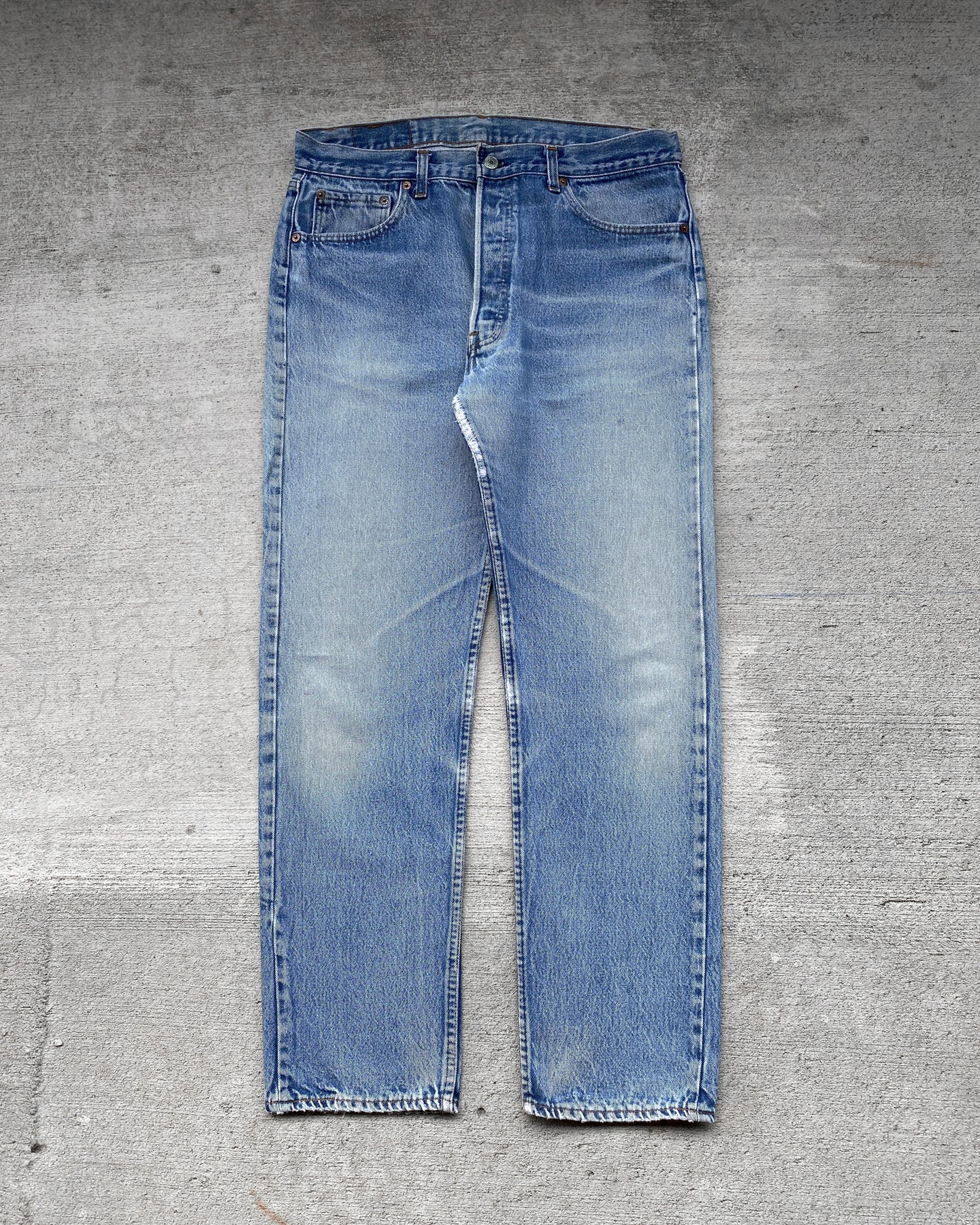 1980s Levi's Well Worn 501 - Size 35 x 31