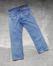 Load image into Gallery viewer, 1990s Levi&#39;s Orange Tab Worn 505 - Size 35 x 30
