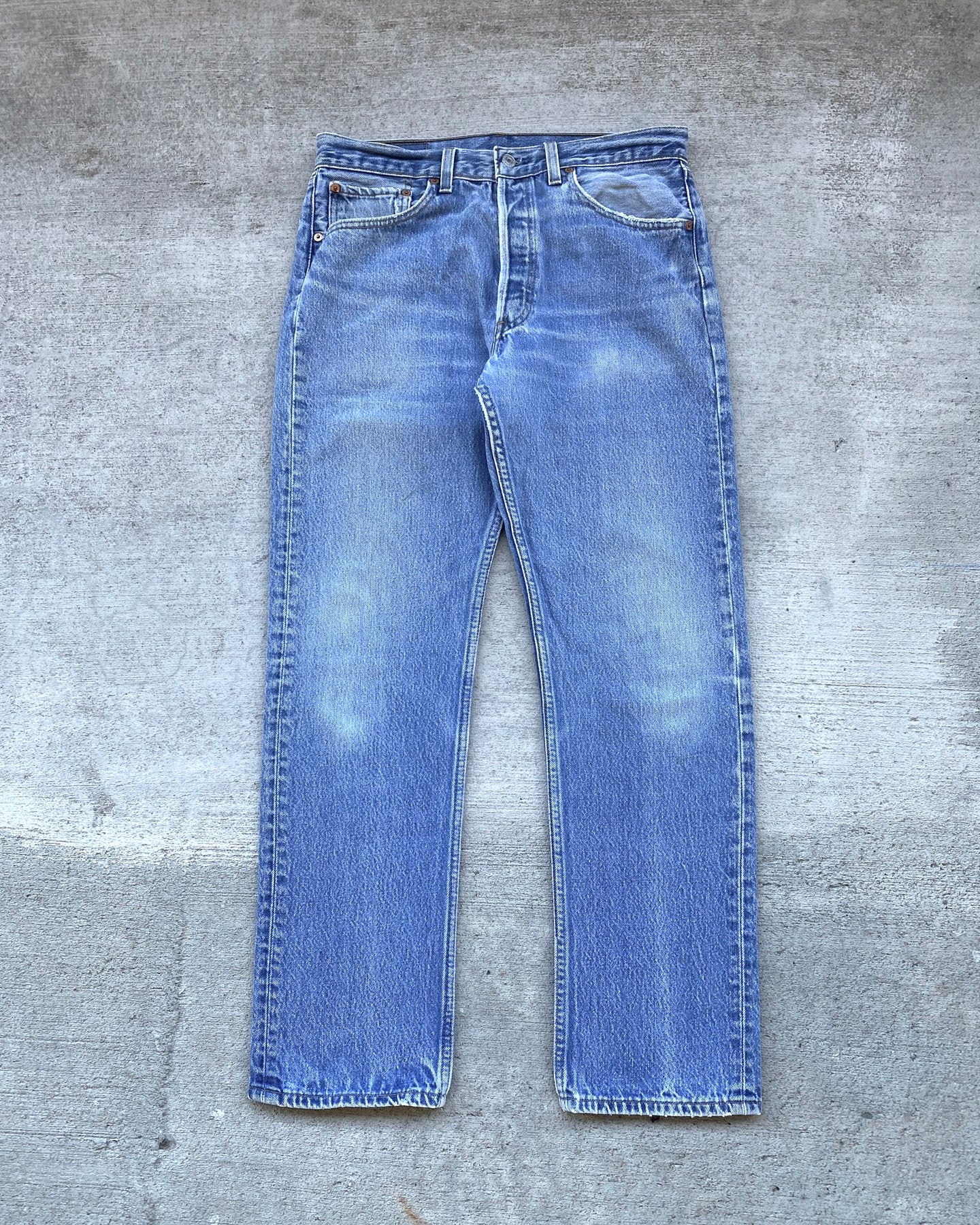 1990s Levi's Well Worn 501 - Size 32 x 30