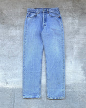 Load image into Gallery viewer, 1990s Levi&#39;s Light Wash 501 - Size 30 x 31

