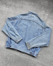Load image into Gallery viewer, 1980s Levi&#39;s Light Wash Trucker Jacket - Size X-Large
