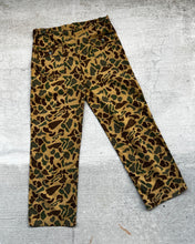 Load image into Gallery viewer, 1970s Cotton Camo Pants - Size 36 x 30
