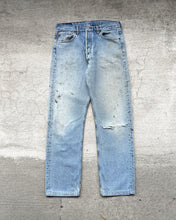 Load image into Gallery viewer, 1990s Levi&#39;s Painter Distressed 501 - Size 33 x 31
