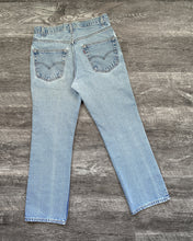 Load image into Gallery viewer, 1990s Levi&#39;s Light Wash 517 - Size 32 x 29
