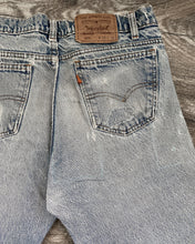 Load image into Gallery viewer, 1990s Levi&#39;s Heavily Repaired 505 - Size 32 x 31
