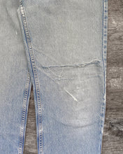 Load image into Gallery viewer, 1990s Levi&#39;s Blowout and Repaired Orange Tab 550 - Size 32 x 33
