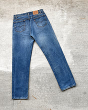 Load image into Gallery viewer, 1980s Levi&#39;s Worn In 501 - Size 34 x 32
