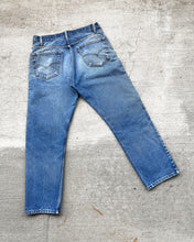 Load image into Gallery viewer, 1990s Levi&#39;s Worn In 505 - Size 33 x 29
