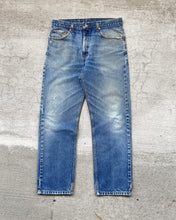 Load image into Gallery viewer, 1990s Levi&#39;s Worn In 505 - Size 33 x 30
