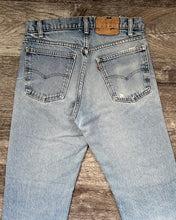 Load image into Gallery viewer, 1980s Levi&#39;s Distressed Light Wash Orange Tab 505 - Size 30 x 29
