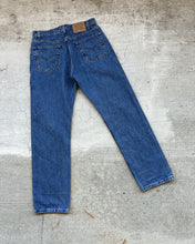 Load image into Gallery viewer, 1990s Levi&#39;s Dark Wash 505 - Size 33 x 32
