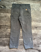 Load image into Gallery viewer, Carhartt Thrashed Gravel Grey Double Knee Pants - Size 30 x 30
