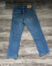 Load image into Gallery viewer, Levi&#39;s Mid Wash 501 - Size 30 x 32
