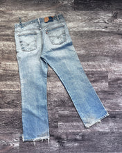 Load image into Gallery viewer, 1990s Levi&#39;s Thrashed Orange Tab 517 - Size 35 x 29

