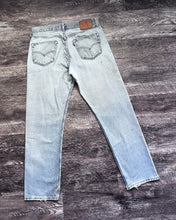 Load image into Gallery viewer, 1990s Levi&#39;s Light Wash Repaired 501 - Size 33 x 30
