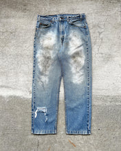 Load image into Gallery viewer, 1990s Levi&#39;s Thrashed Dirt Wash Orange Tab 505 - Size 32 x 28
