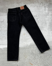 Load image into Gallery viewer, 1990s Levi&#39;s Black 505 - Size 33 x 30
