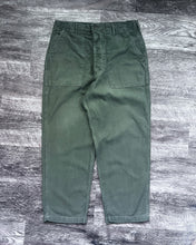 Load image into Gallery viewer, 1970s OG-107 Fatigue Pants - Size 32 x 28
