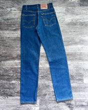 Load image into Gallery viewer, 1990s Levi&#39;s Dark Wash 505 - Size 28 x 34
