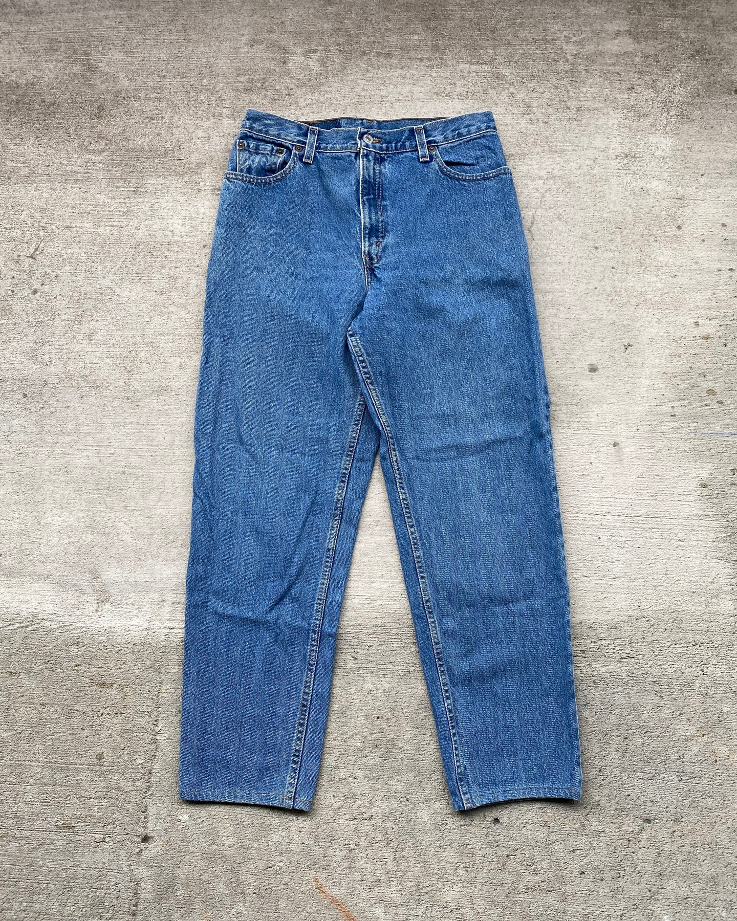 1990s Levi's 550 Mid Wash Jeans - Size 31 x 29