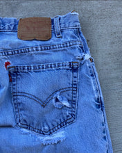 Load image into Gallery viewer, 1990s Levi&#39;s 560 Repaired Light Wash Jeans - Size 33 x 31
