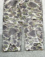 Load image into Gallery viewer, 1970s Camo Carhartt Double Knee Hunting Pants - Size 33 x 27
