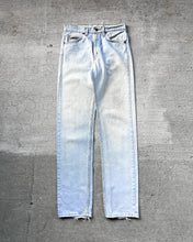 Load image into Gallery viewer, 1990s Levi&#39;s Light Wash Distressed Orange Tab 505 - Size 31 x 34
