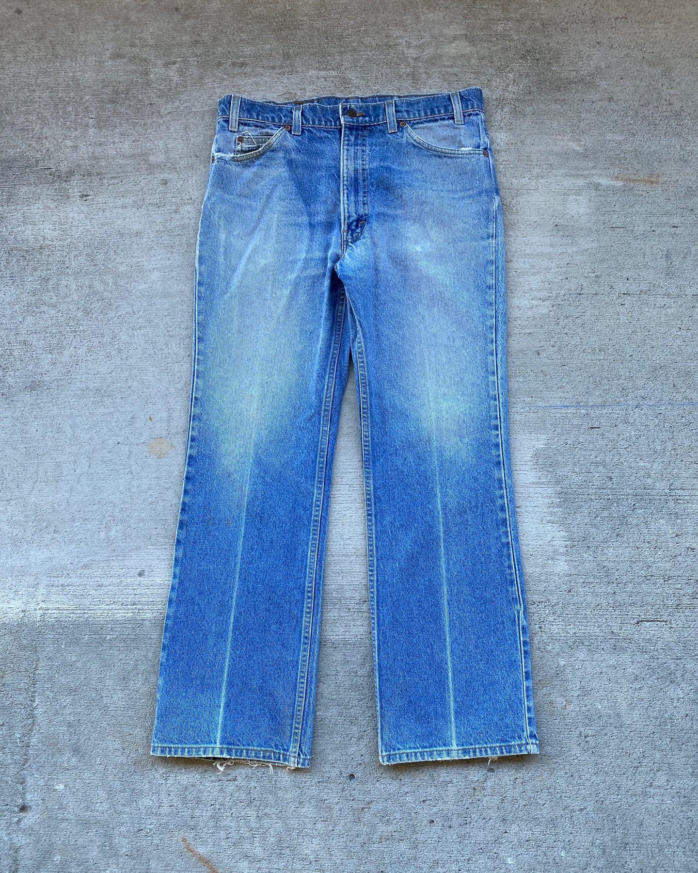 1990s Levi's 517 Light Wash Denim Jeans - Size 34 x 30