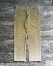 Load image into Gallery viewer, 1990s Levi&#39;s Tan Corduroy 517 - Size 32 x 30
