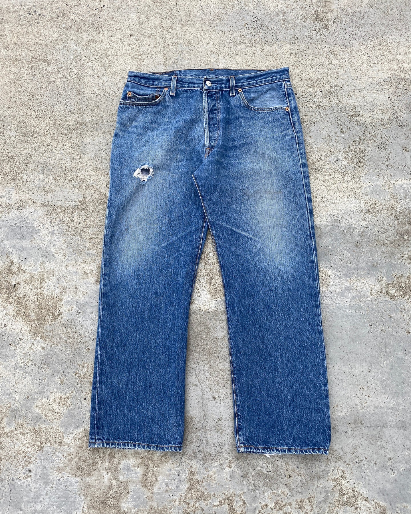 1990s Levi's 501 Indigo Wash Jeans - Size 34 x 29