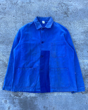 Load image into Gallery viewer, 1960s Repaired French Workwear Chore Jacket - Size Large

