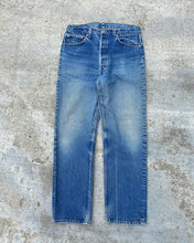 Load image into Gallery viewer, 1990s Levi&#39;s 501 Worn Denim - Size 32 x 30

