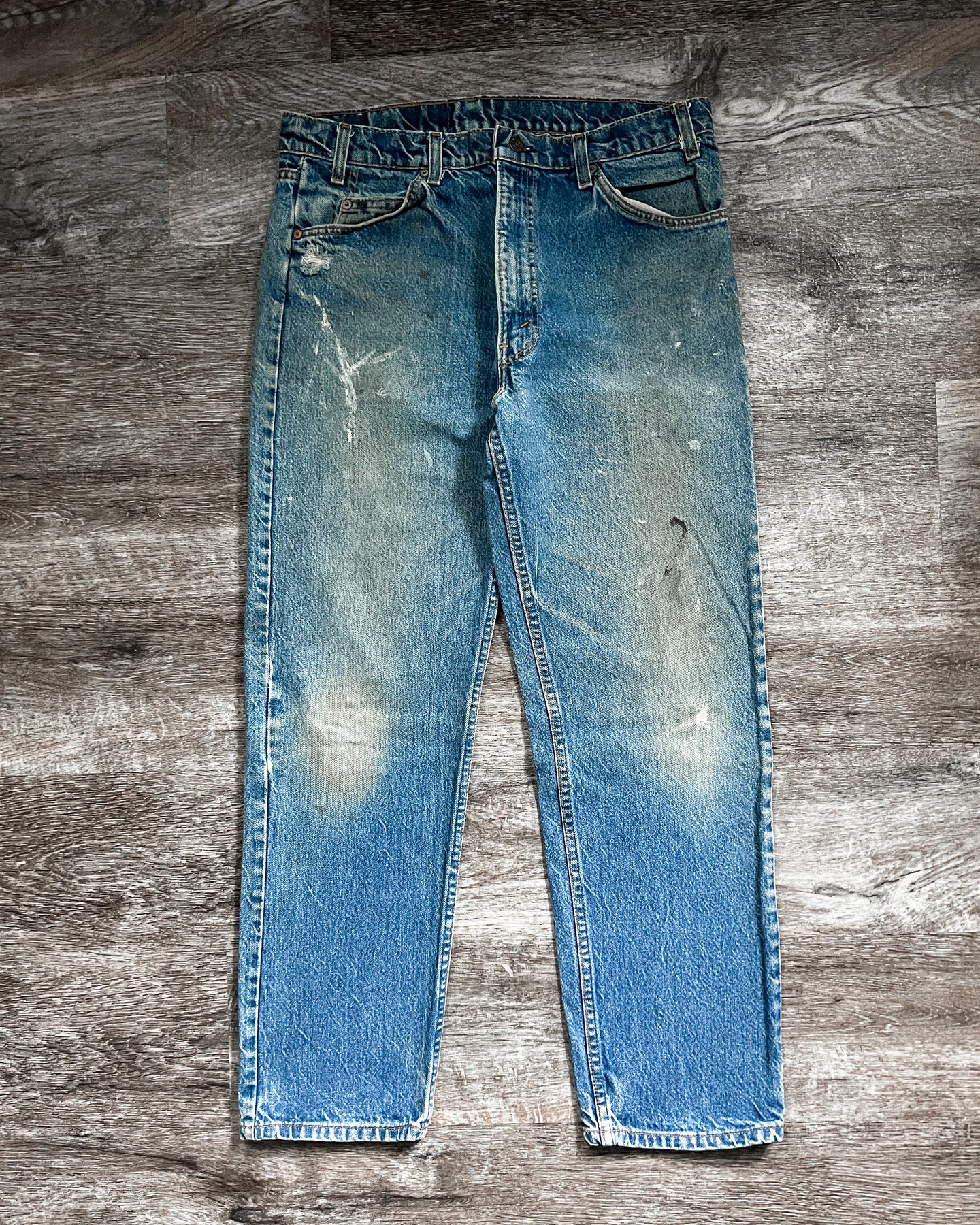 1980s Well Worn Painter Levi's 505 - Size 33 x 29