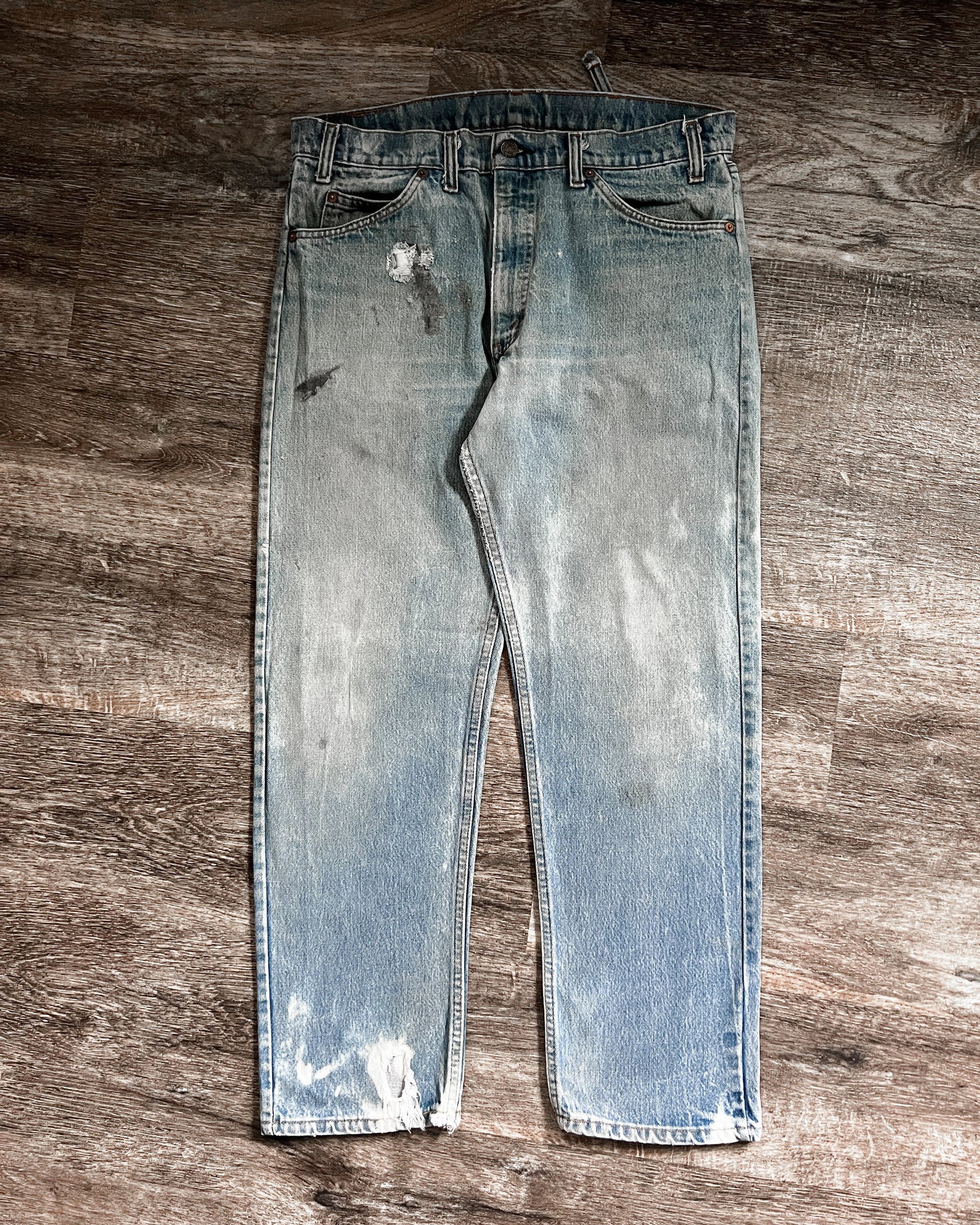 1980s Levi's Stained Orange Tab 505 - Size 35 x 29